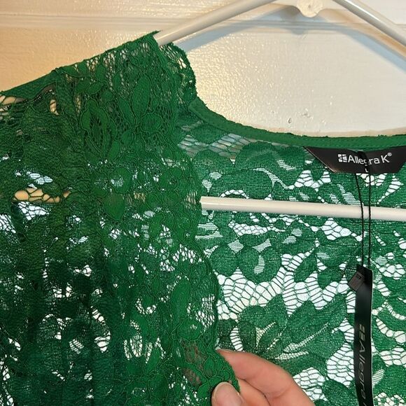 NWT Akira Women’s Green Lace Cropped Cardigan Sweater Bolero 3/4 Length Sleeve L - Picture 3 of 6